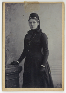 826135 Portret van zr. Anna Wisman, die tussen 1893 en 1906 diacones was in het Diakonessenhuis te Utrecht.